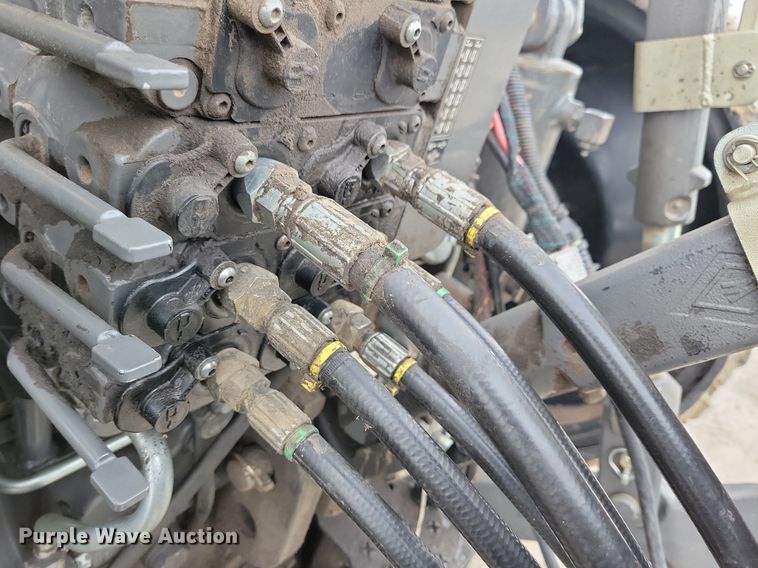 image for item DL7846 2011 John Deere DB80 planter