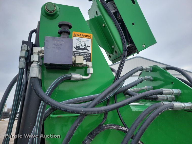 image for item DL7846 2011 John Deere DB80 planter