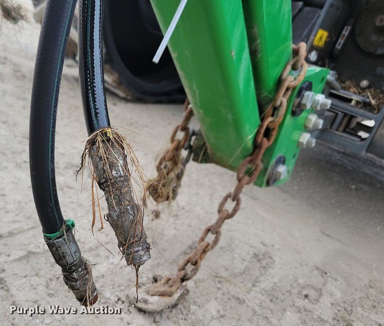 image for item DL7846 2011 John Deere DB80 planter