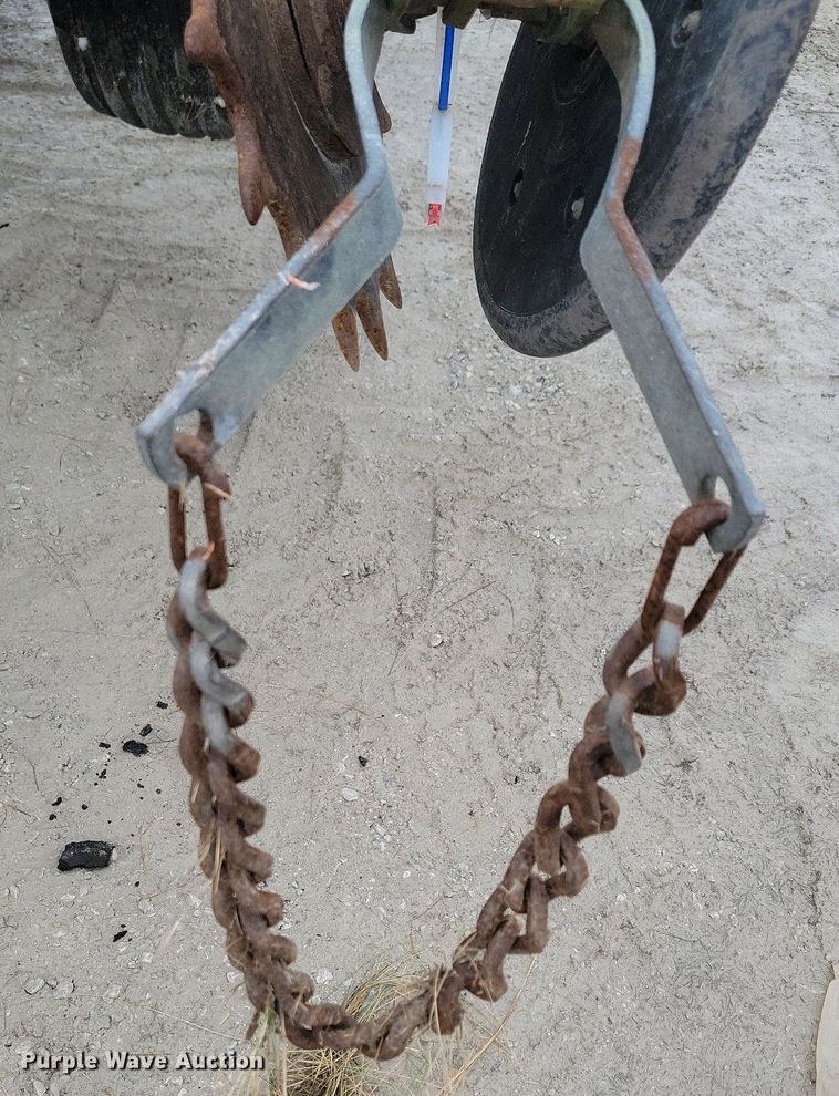 image for item DL7846 2011 John Deere DB80 planter