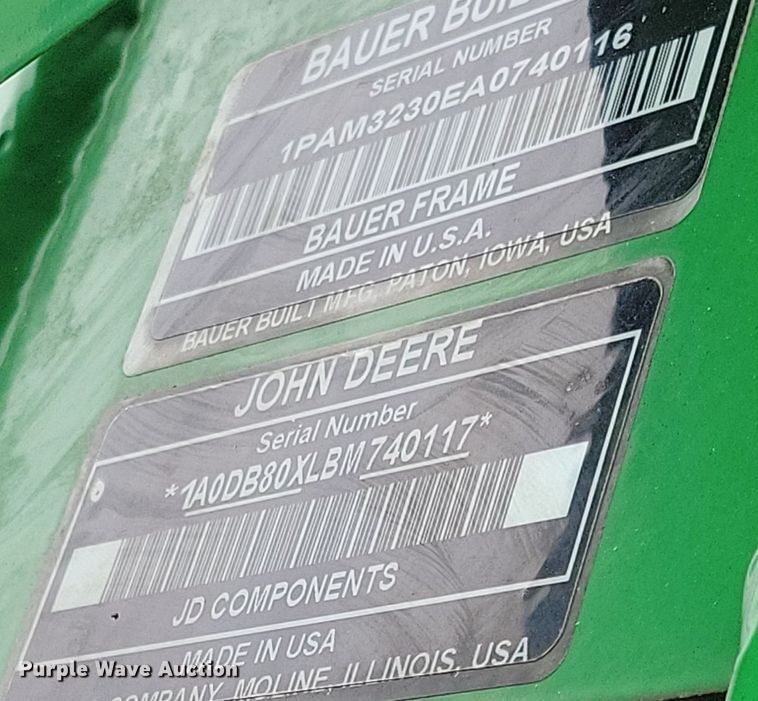 image for item DL7846 2011 John Deere DB80 planter