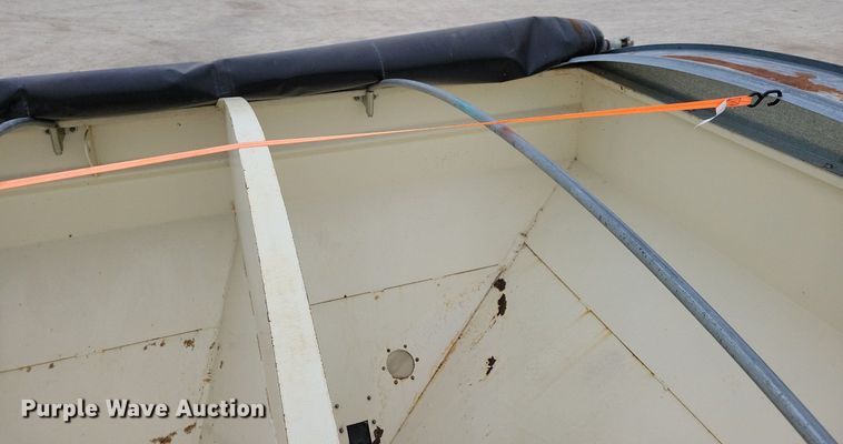 image for item DL7850 Friesen 240 seed tender