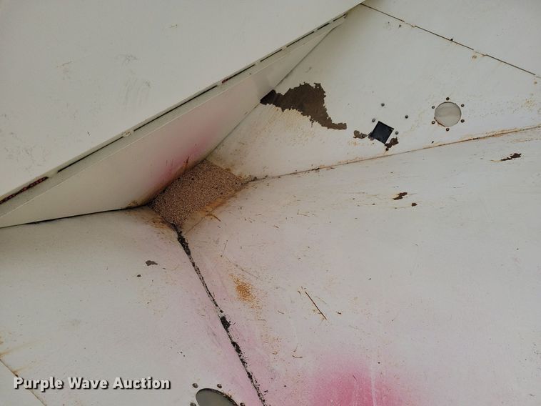 image for item DL7850 Friesen 240 seed tender