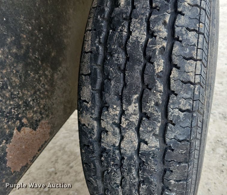 image for item DL7850 Friesen 240 seed tender