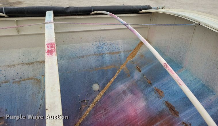 image for item DL7851 2009 Friesen 240RT seeder