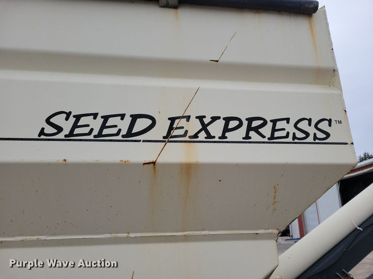 image for item DL7851 2009 Friesen 240RT seeder