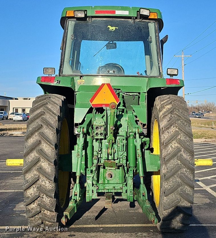 image for item DM1501 1993 John Deere  7600 MFWD tractor