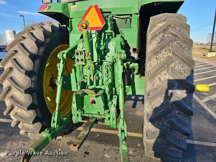 image for item DM1501 1993 John Deere  7600 MFWD tractor