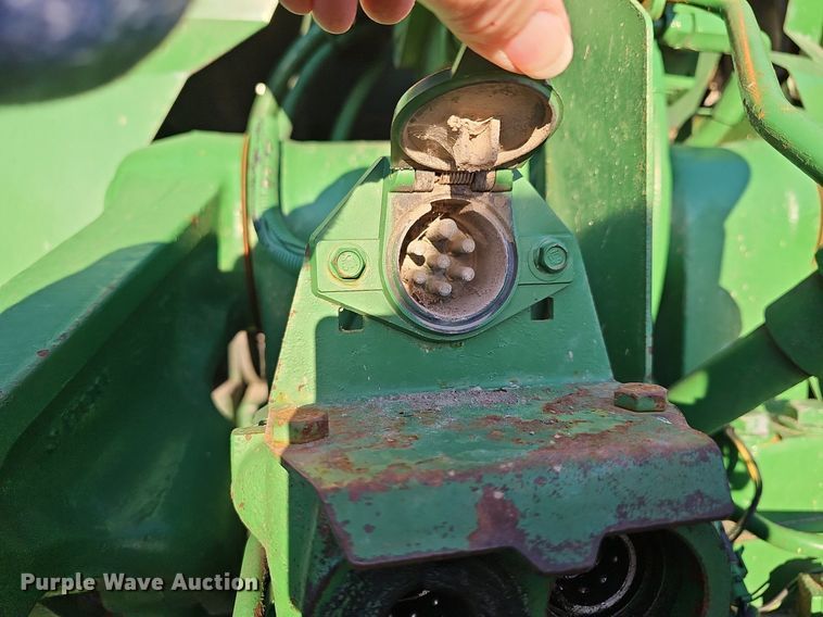 image for item DM1501 1993 John Deere  7600 MFWD tractor