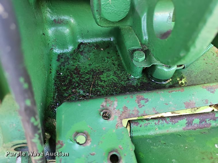 image for item DM1501 1993 John Deere  7600 MFWD tractor