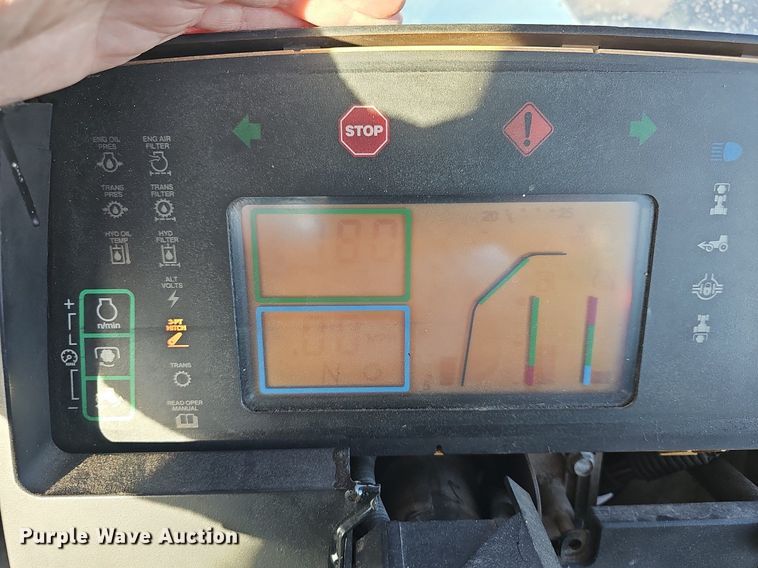 image for item DM1501 1993 John Deere  7600 MFWD tractor