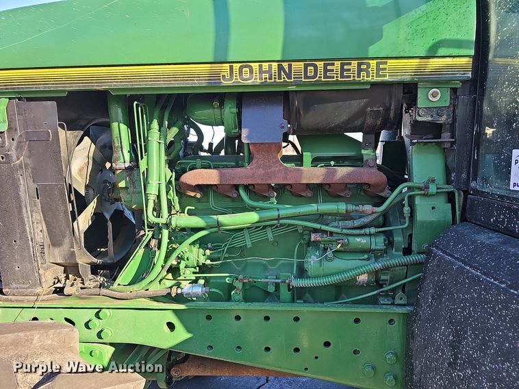 image for item DM1501 1993 John Deere  7600 MFWD tractor
