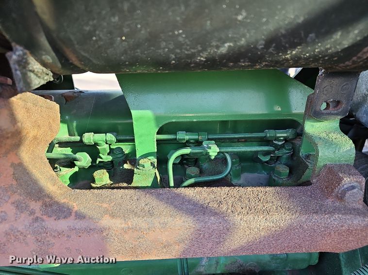 image for item DM1501 1993 John Deere  7600 MFWD tractor