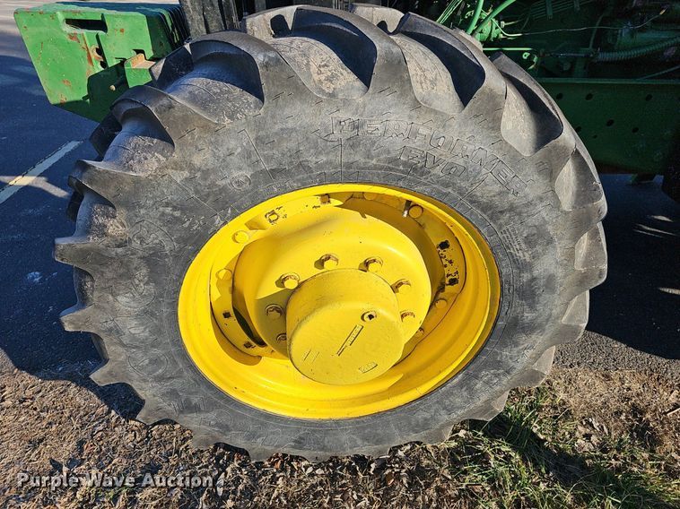 image for item DM1501 1993 John Deere  7600 MFWD tractor