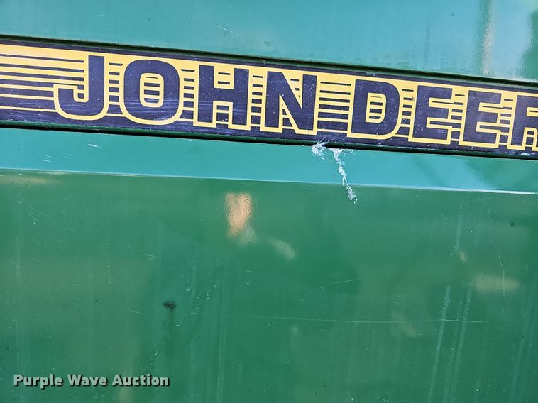 image for item DM1501 1993 John Deere  7600 MFWD tractor