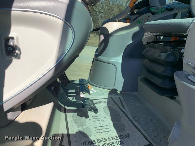 image for item DM7733 2020 Deutz Fahr 6140 MFWD tractor