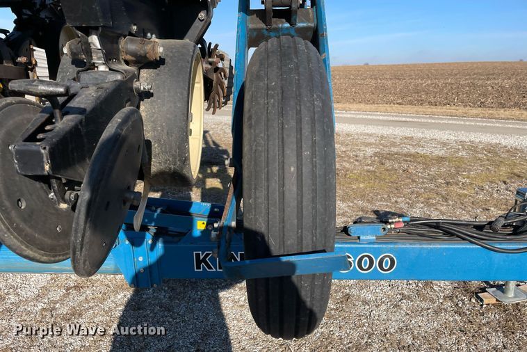 image for item DP0290 Kinze  2600 split row no-till planter