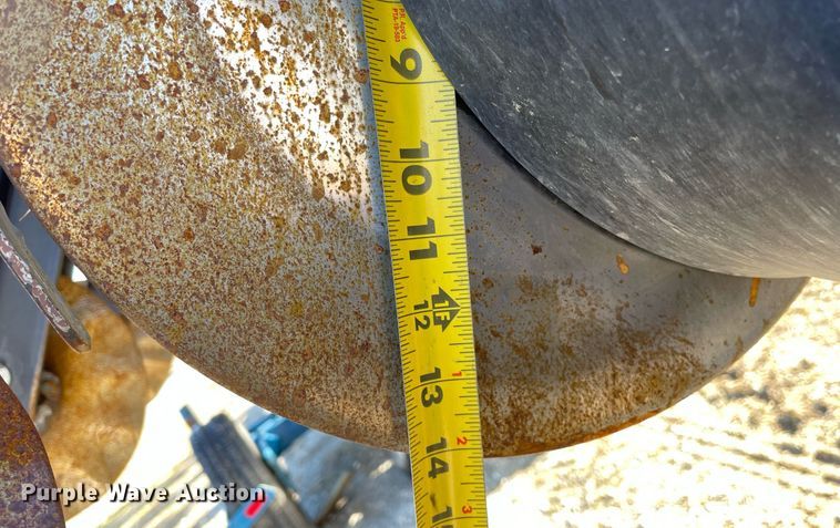 image for item DP0290 Kinze  2600 split row no-till planter