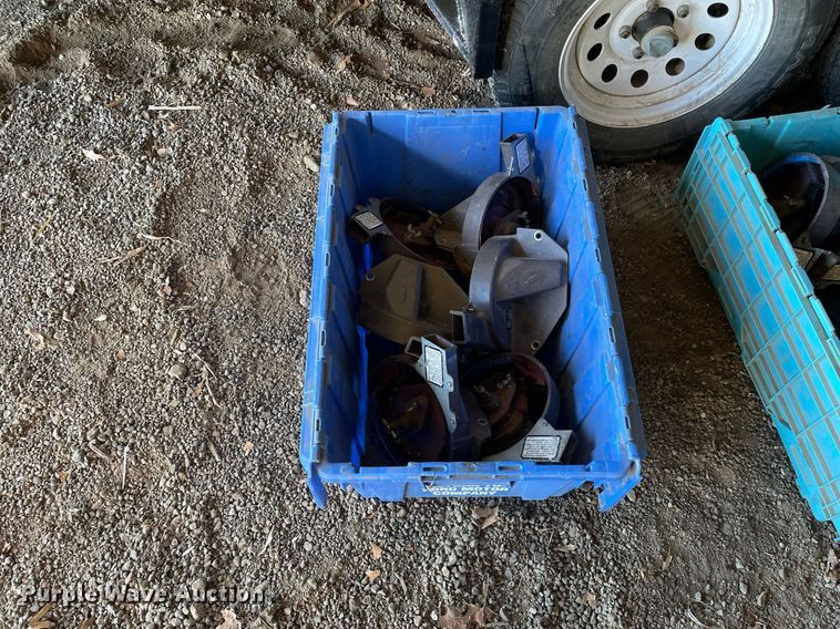 image for item DP0290 Kinze  2600 split row no-till planter