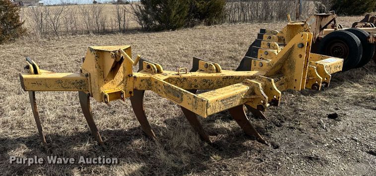 image for item DQ6714 Big Ox V-ripper