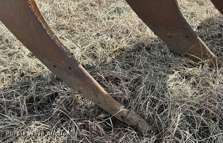 image for item DQ6714 Big Ox V-ripper