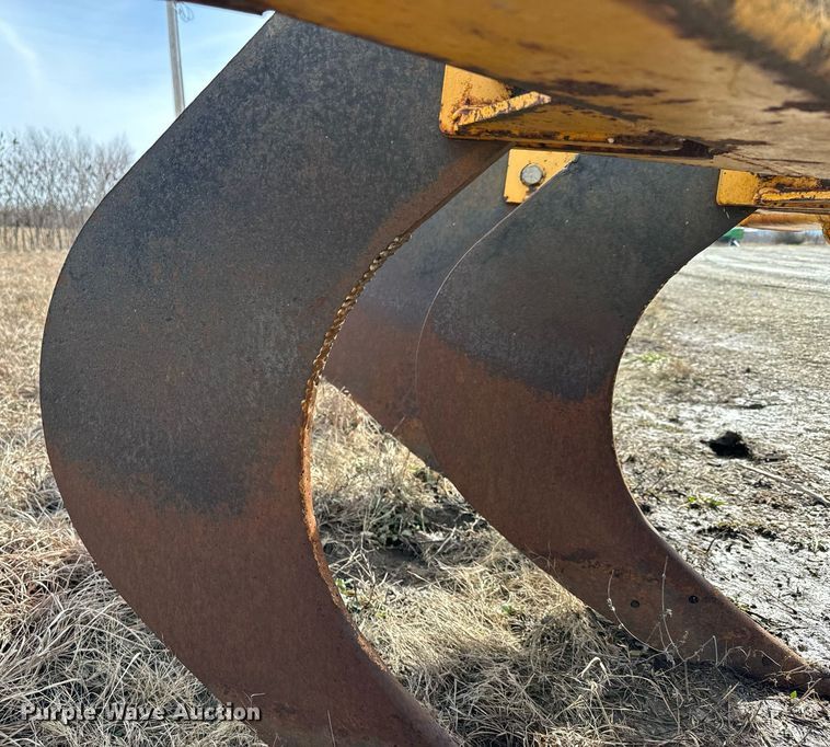 image for item DQ6714 Big Ox V-ripper