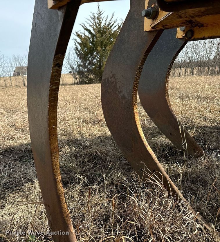 image for item DQ6714 Big Ox V-ripper