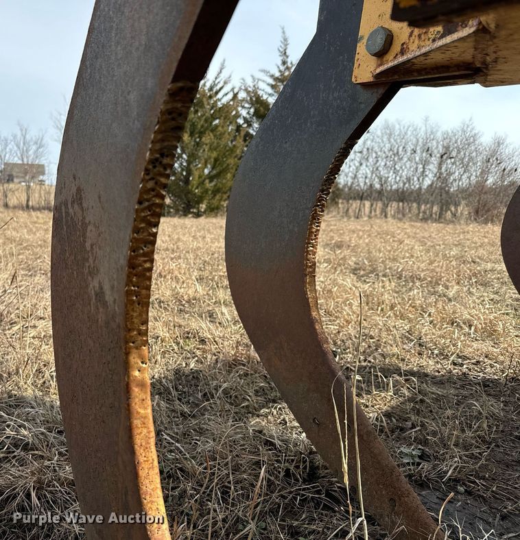 image for item DQ6714 Big Ox V-ripper