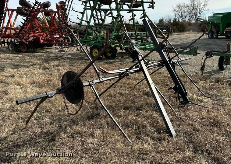 image for item DQ6717 Corn head reel