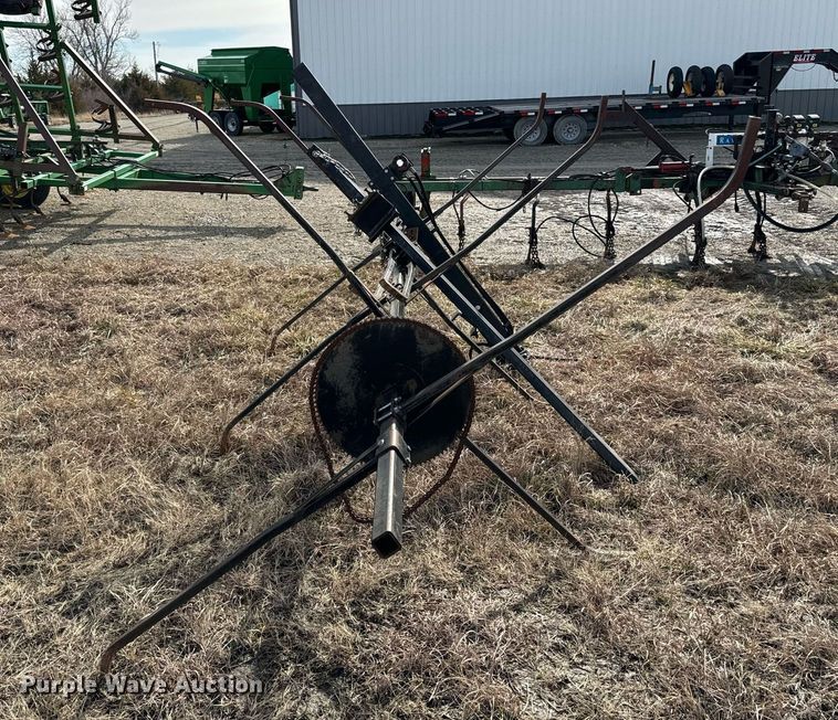 image for item DQ6717 Corn head reel