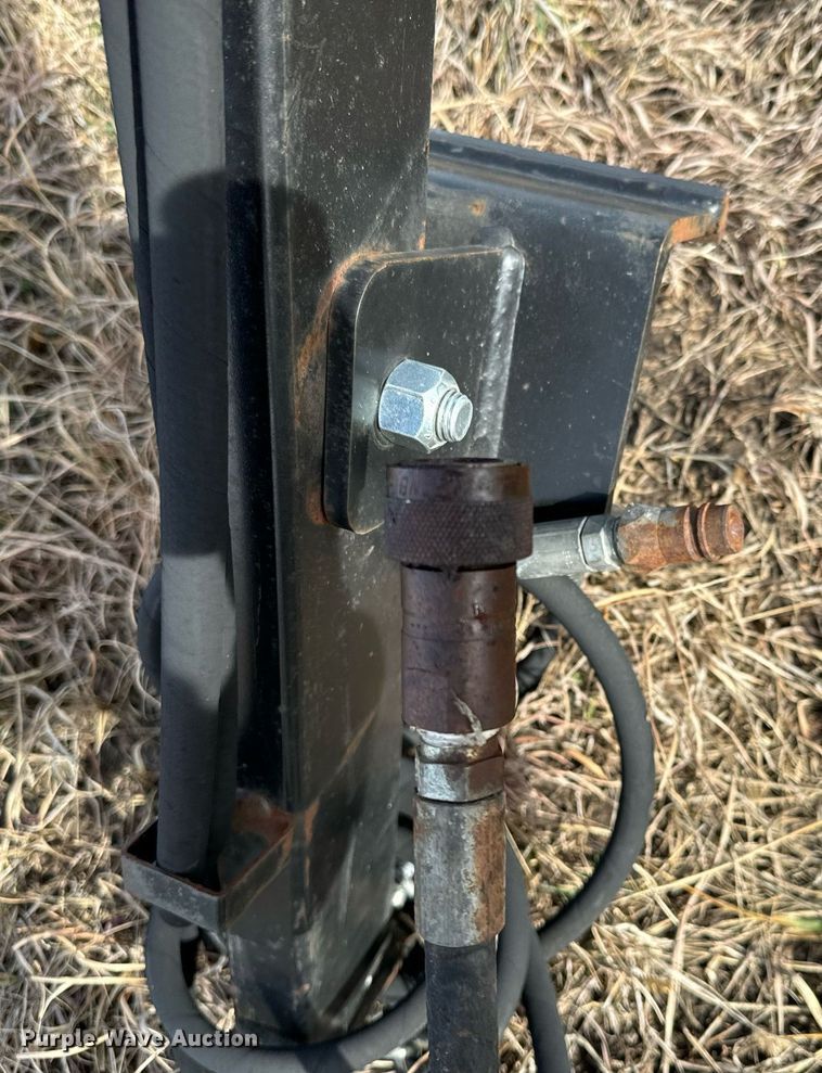 image for item DQ6717 Corn head reel