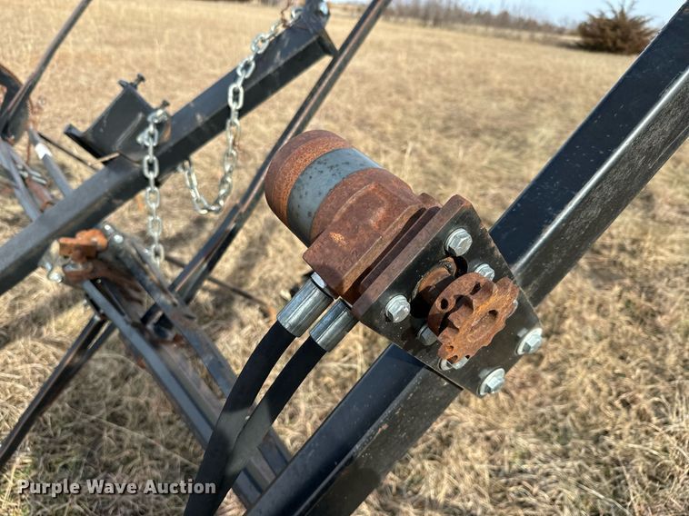 image for item DQ6717 Corn head reel