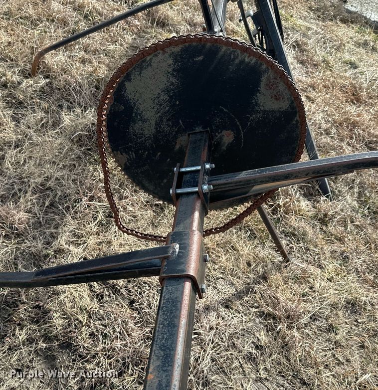 image for item DQ6717 Corn head reel