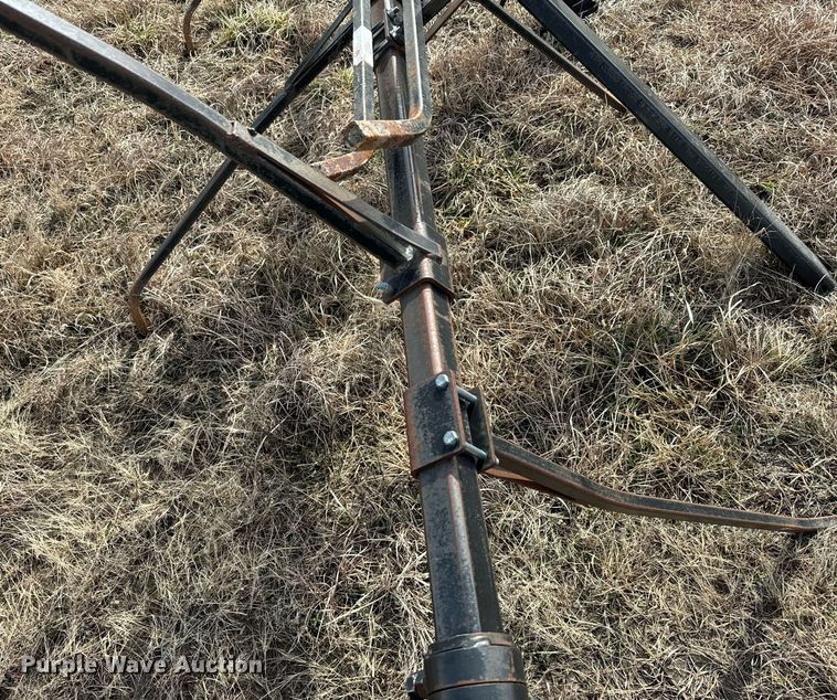 image for item DQ6717 Corn head reel