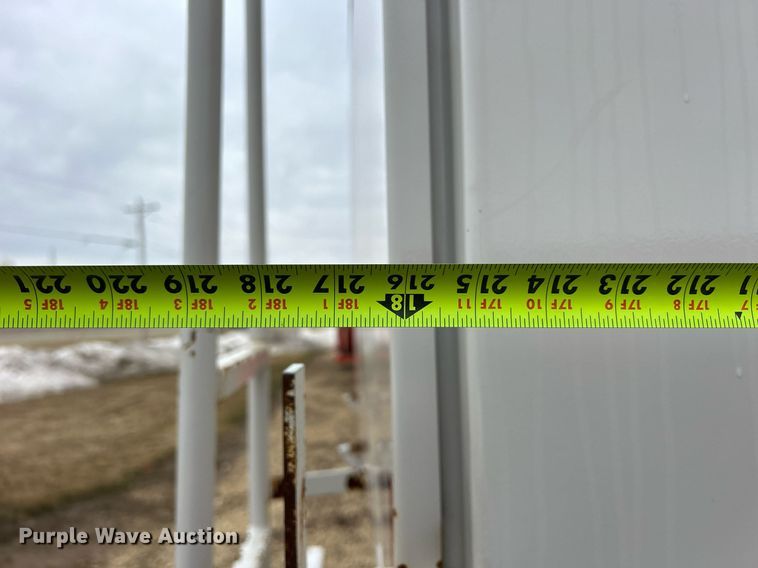 image for item DS0798 Kuhn Knight RC260 feed mixer