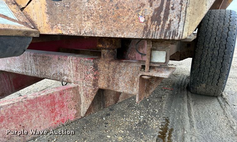 image for item DS0799 Kuhn Knight  3036 feed mixer