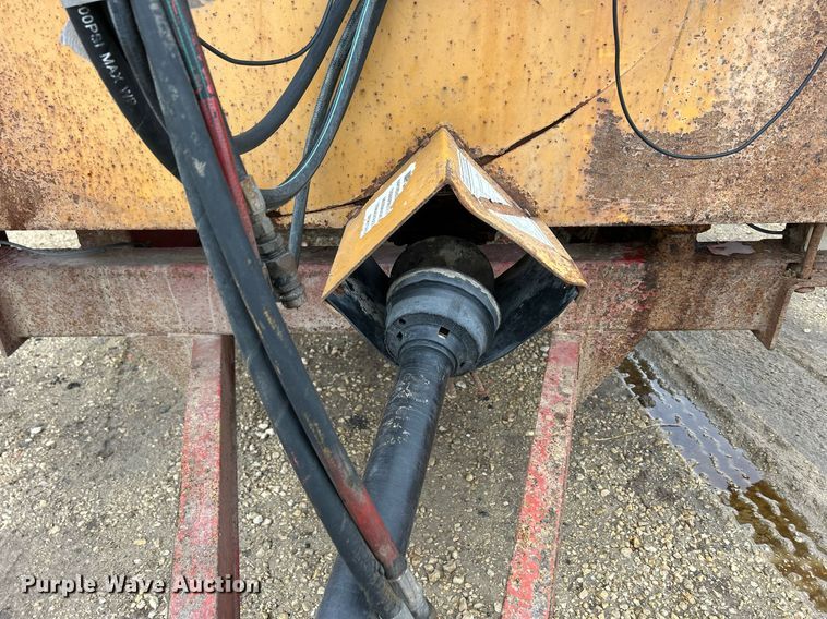 image for item DS0799 Kuhn Knight  3036 feed mixer