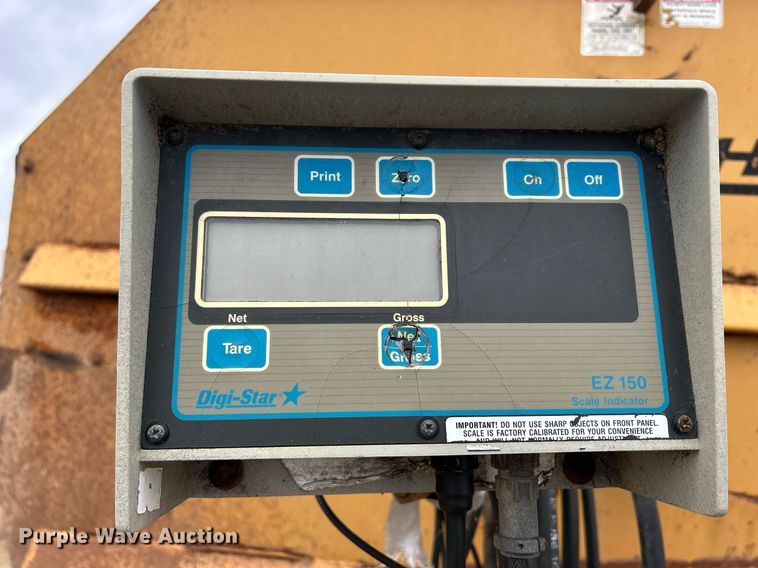 image for item DS0799 Kuhn Knight  3036 feed mixer