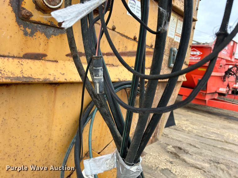 image for item DS0799 Kuhn Knight  3036 feed mixer