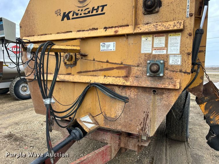 image for item DS0799 Kuhn Knight  3036 feed mixer