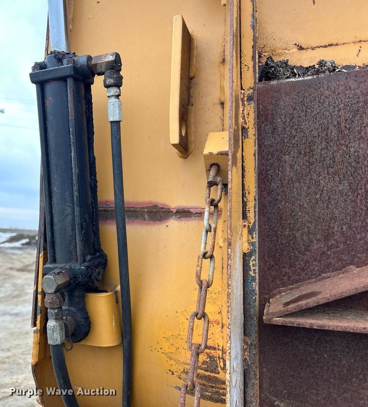 image for item DS0799 Kuhn Knight  3036 feed mixer