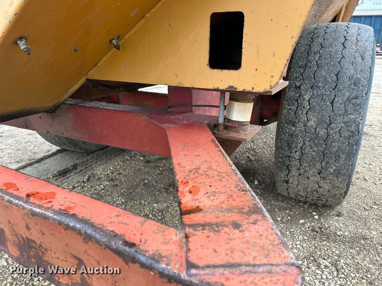 image for item DS0799 Kuhn Knight  3036 feed mixer