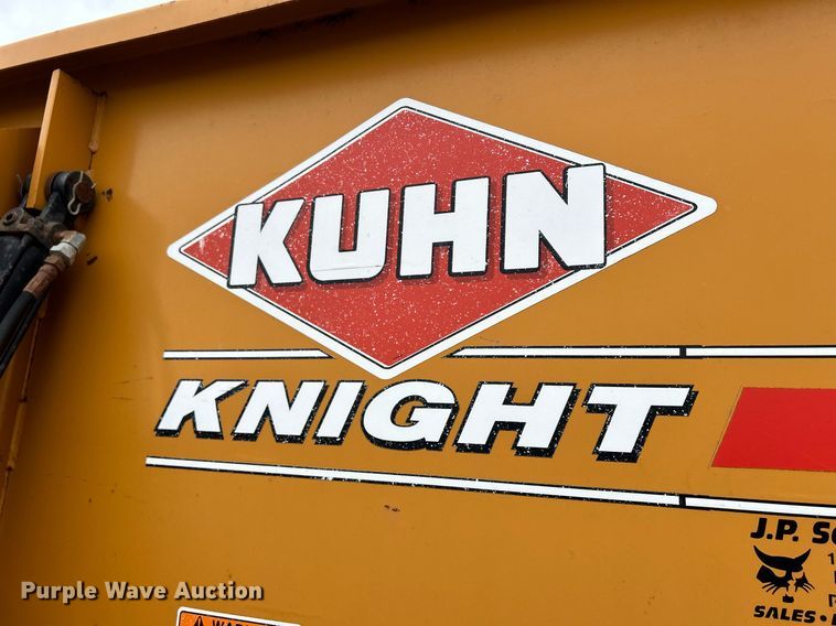 image for item DS0800 Kuhn Knight  3130 feed mixer