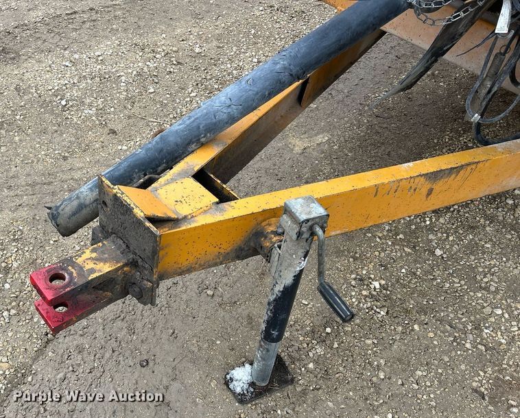 image for item DS0800 Kuhn Knight  3130 feed mixer