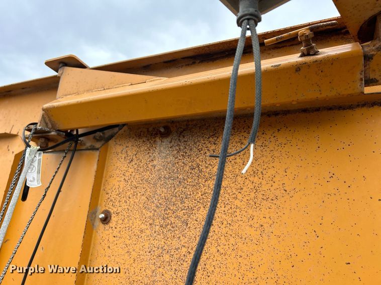 image for item DS0800 Kuhn Knight  3130 feed mixer