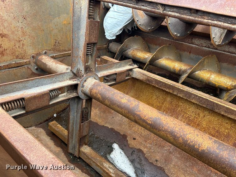 image for item DS0800 Kuhn Knight  3130 feed mixer