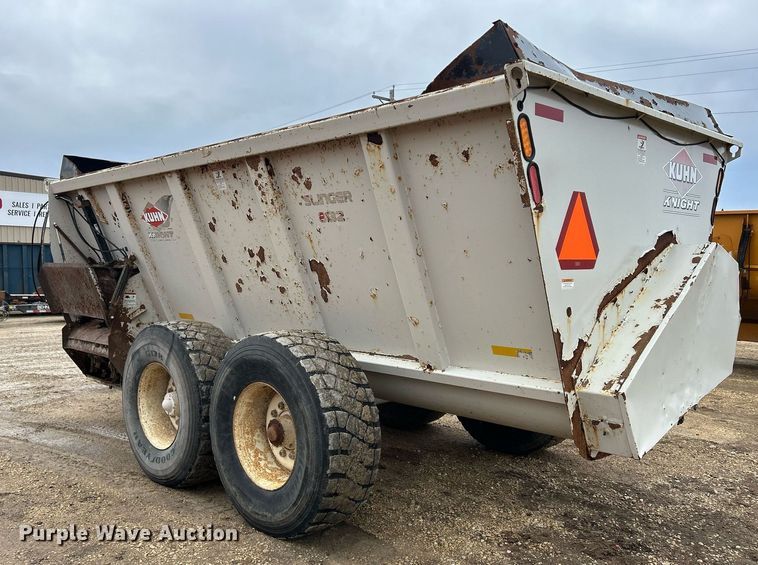 image for item DS0801 Kuhn Knight  8132 manure spreader