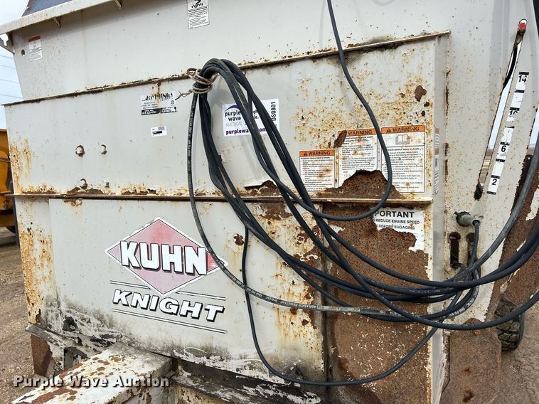 image for item DS0801 Kuhn Knight  8132 manure spreader