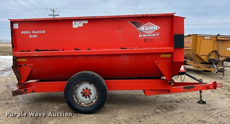 image for item DS0803 Kuhn Knight  3130 feed mixer