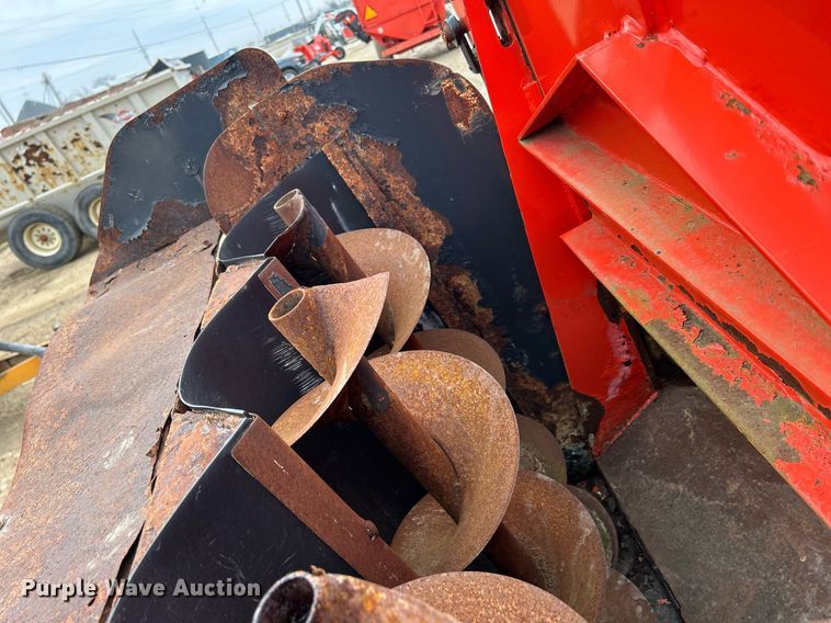 image for item DS0803 Kuhn Knight  3130 feed mixer